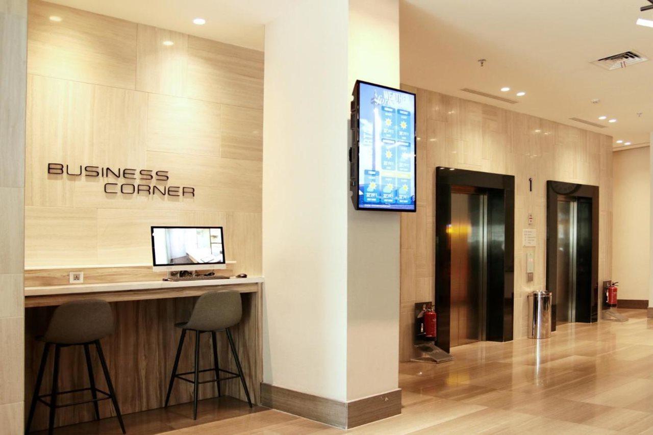 Erian Hotel Jakarta Luaran gambar